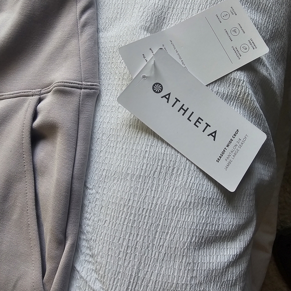 Athleta Wide Leg Pants in Light Gray - Picture 2 of 6